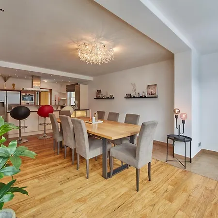 Marys Penthouse