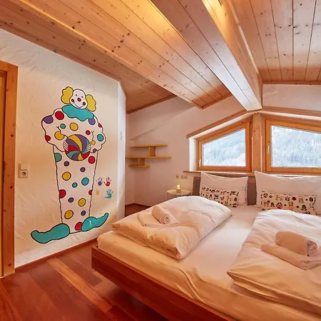 Marys Penthouse